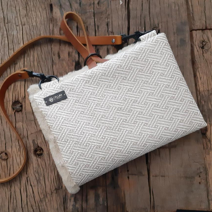 FLUM Travel Blankets